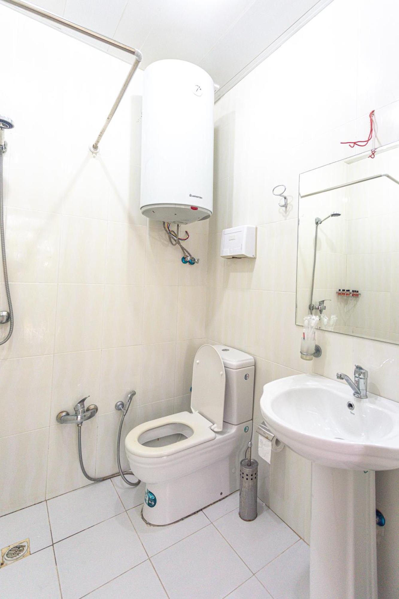Chabiant Guesthouse Chateau Monolit Ikinci Yeniyol Екстер'єр фото