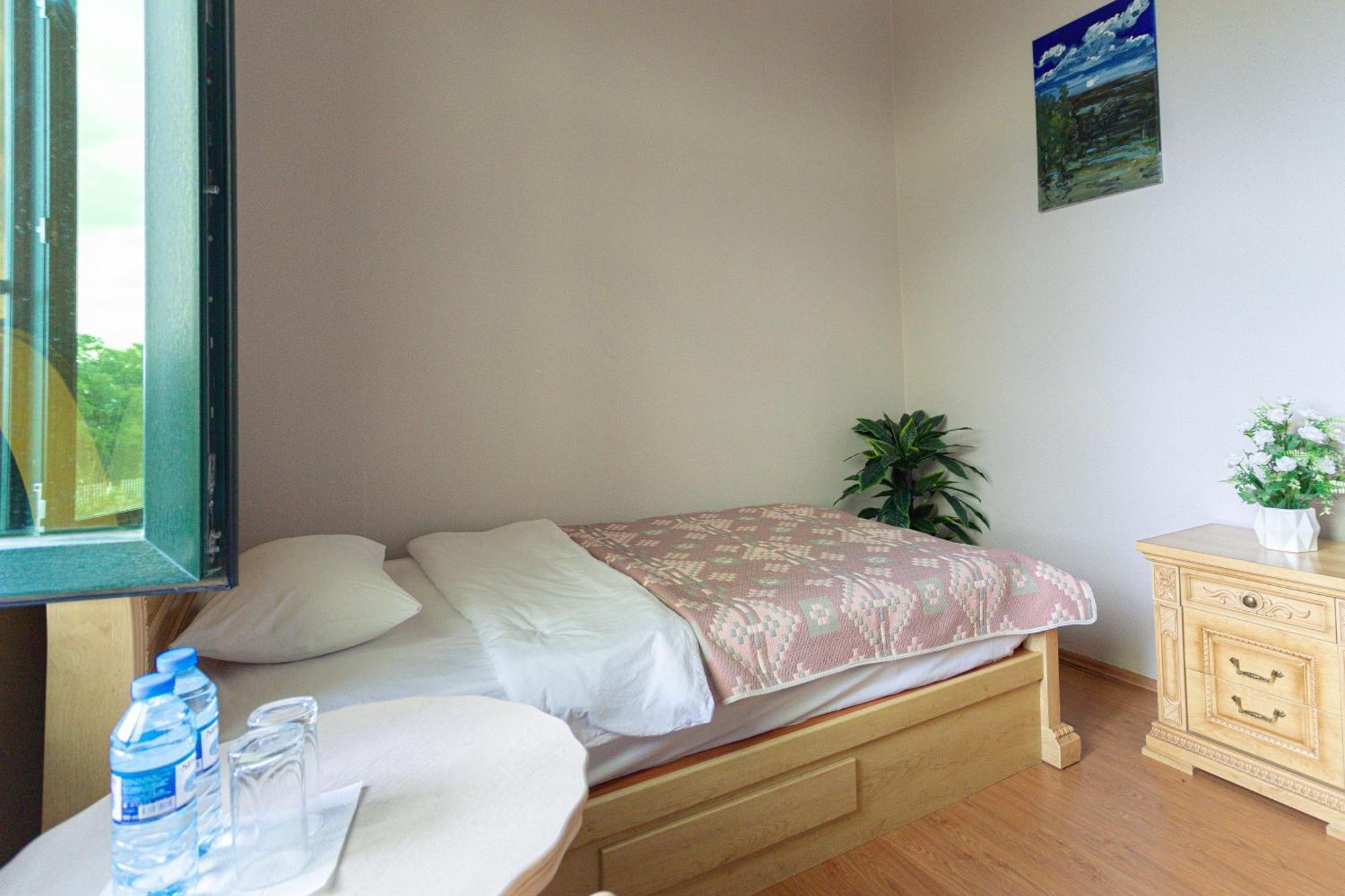 Chabiant Guesthouse Chateau Monolit Ikinci Yeniyol Екстер'єр фото
