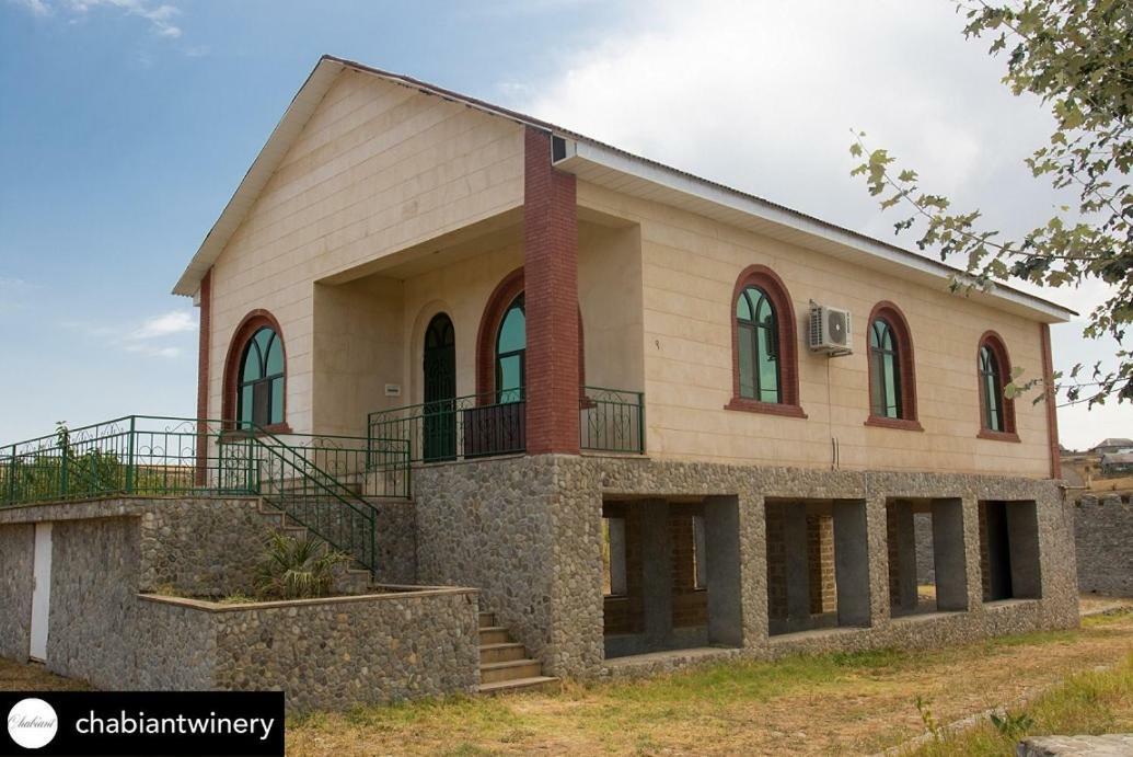 Chabiant Guesthouse Chateau Monolit Ikinci Yeniyol Екстер'єр фото